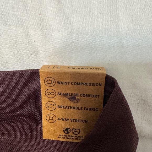 PINK Victoria's Secret High Waist shorts- Brown - Picture 3 of 6